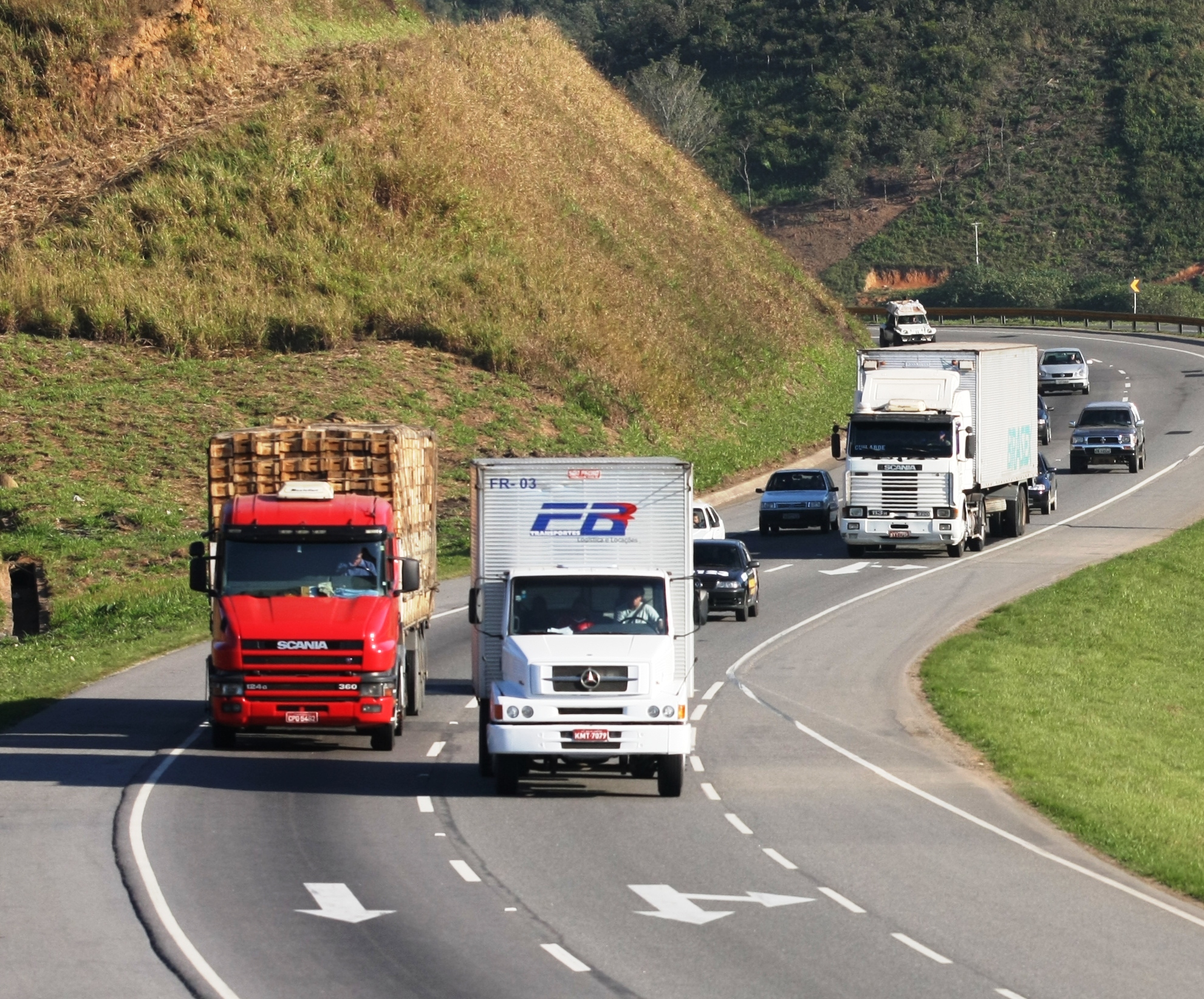 Serviços de transportes foi um dos destaques de queda, com retração de 2,0% em outubro 