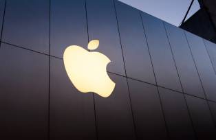 Loja da Apple, com o logo da companhia em um fundo preto