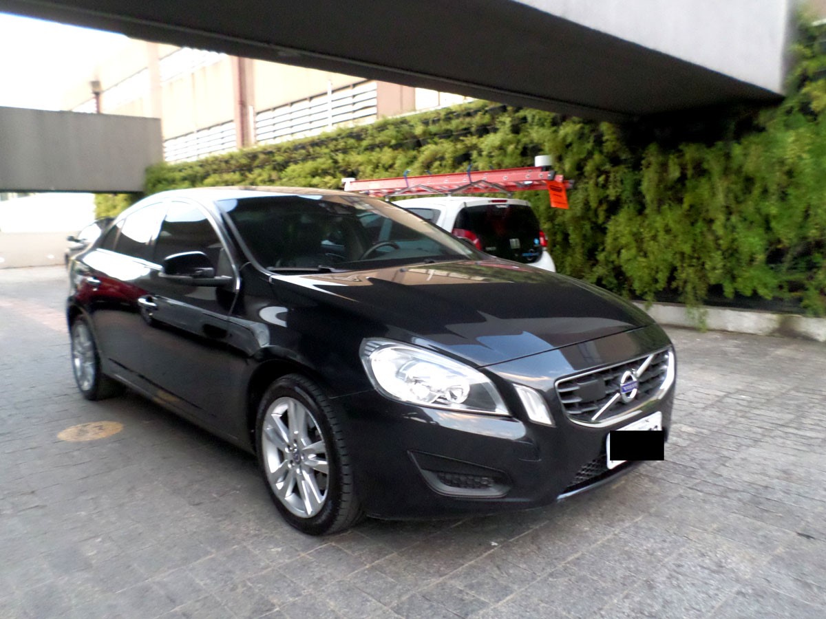 Carro Volvo S60 2.0 Preto 