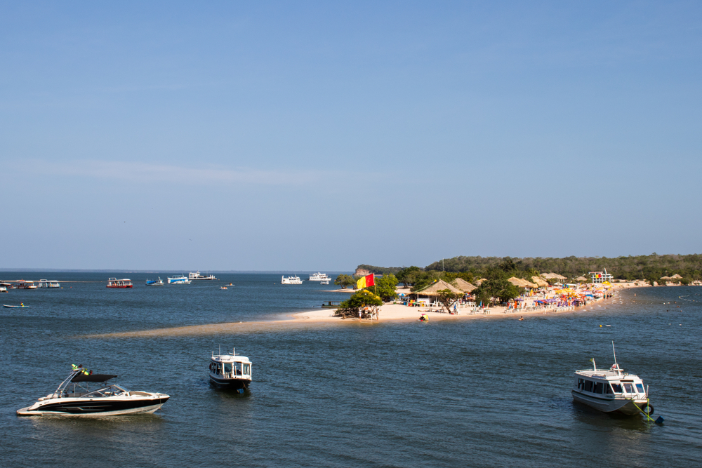 Praia de Alter do Chão, Santarém, PA (Shutterstock)