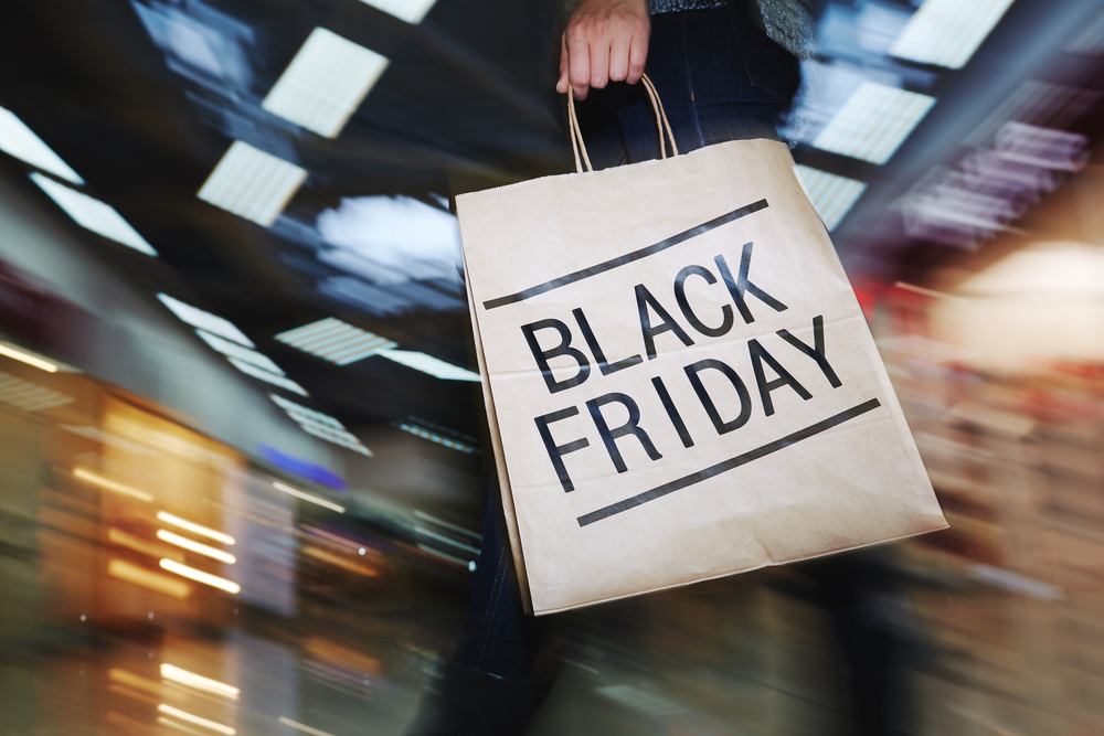 Black Friday e Copa do Mundo ajudaram nas vendas do mês (Shutterstock)