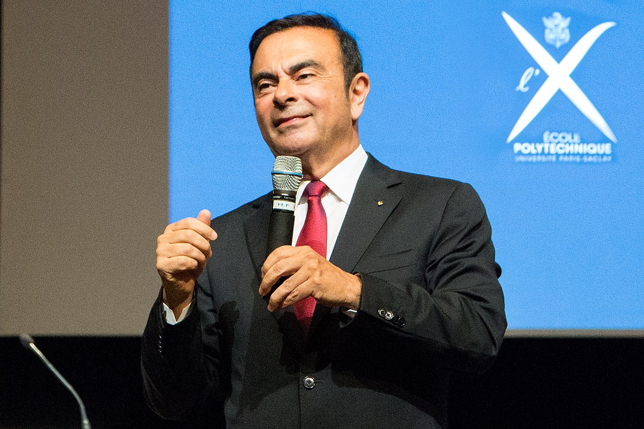 Carlos Ghosn em palestra na Escola Politécnica de Paris