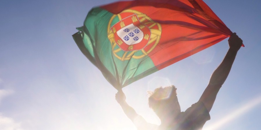 Bandeira de Portugal (Divulgação/MContábil)