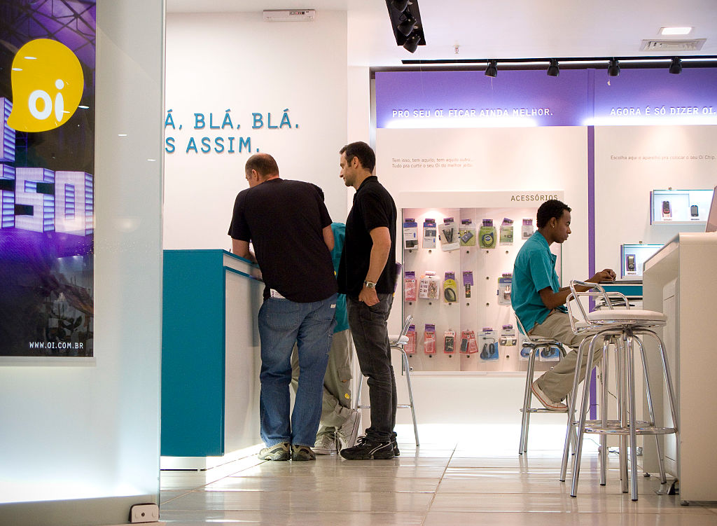 Loja da Oi Móvel/Oi telecomunicações em São Paulo (Foto: Paulo Fridman/Corbis via Getty Images)