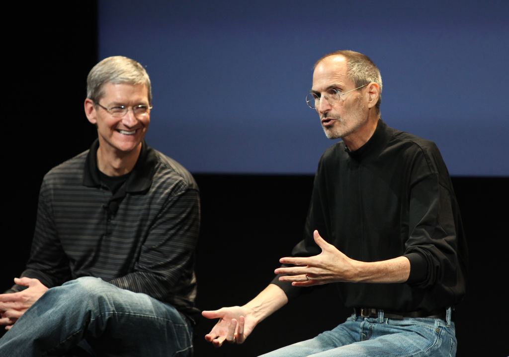 Tim Cook e Steve Jobs
