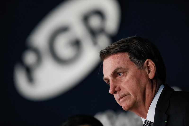 O presidente da República, Jair Bolsonaro, em cerimônia na sede da Procuradoria-Geral da República (PGR).

(Foto: Isac Nóbrega/PR)