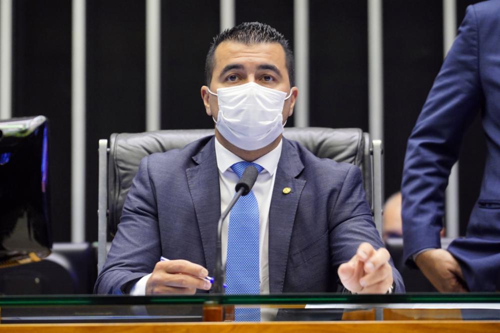 O deputado Luis Miranda (DEM-DF) no plenário da Câmara (Pablo Valadares/Câmara dos Deputados)