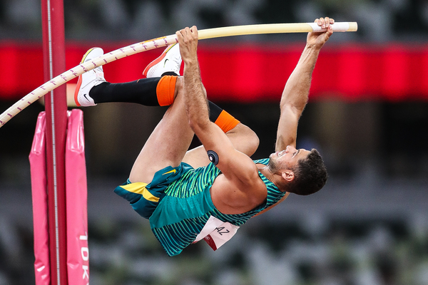 03.08.2021 - Jogos Olímpicos Tóquio 2020 - Atletismo masculino. Salto com vara. Na foto o atleta Thiago Braz durante a final do salto com vara. Foto: Gaspar Nóbrega/COB