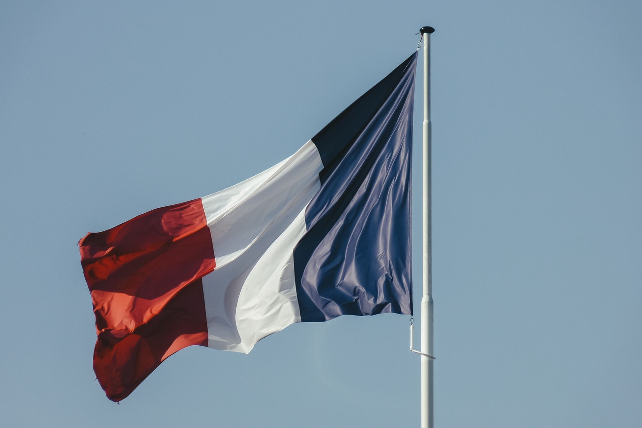 Bandeira da França (Atypeek Dgn/Pexels)
