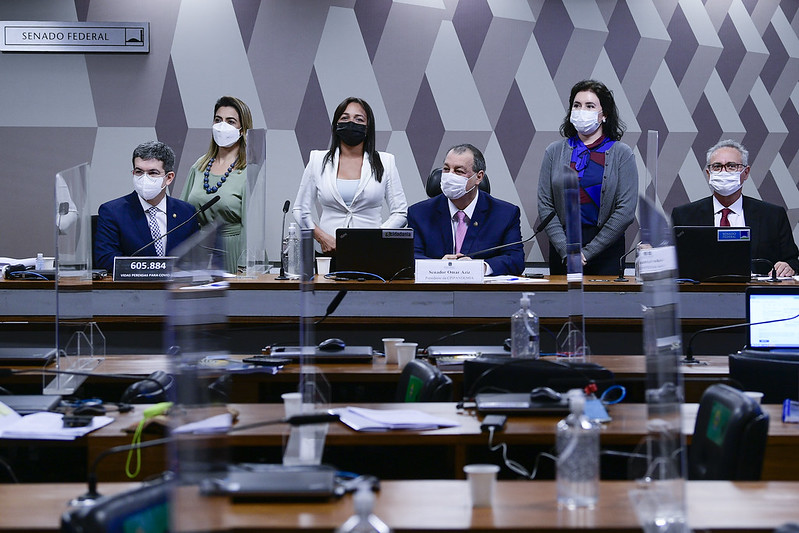 A Comissão Parlamentar de Inquérito (CPI) da Pandemia em reunião semipresencial para discussão e deliberação do relatório final (Foto: Pedro França/Agência Senado).