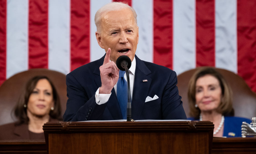 O presidente dos Estados Unidos, Joe Biden, durante discurso (Foto: Saul Loeb - Pool/Getty Images)