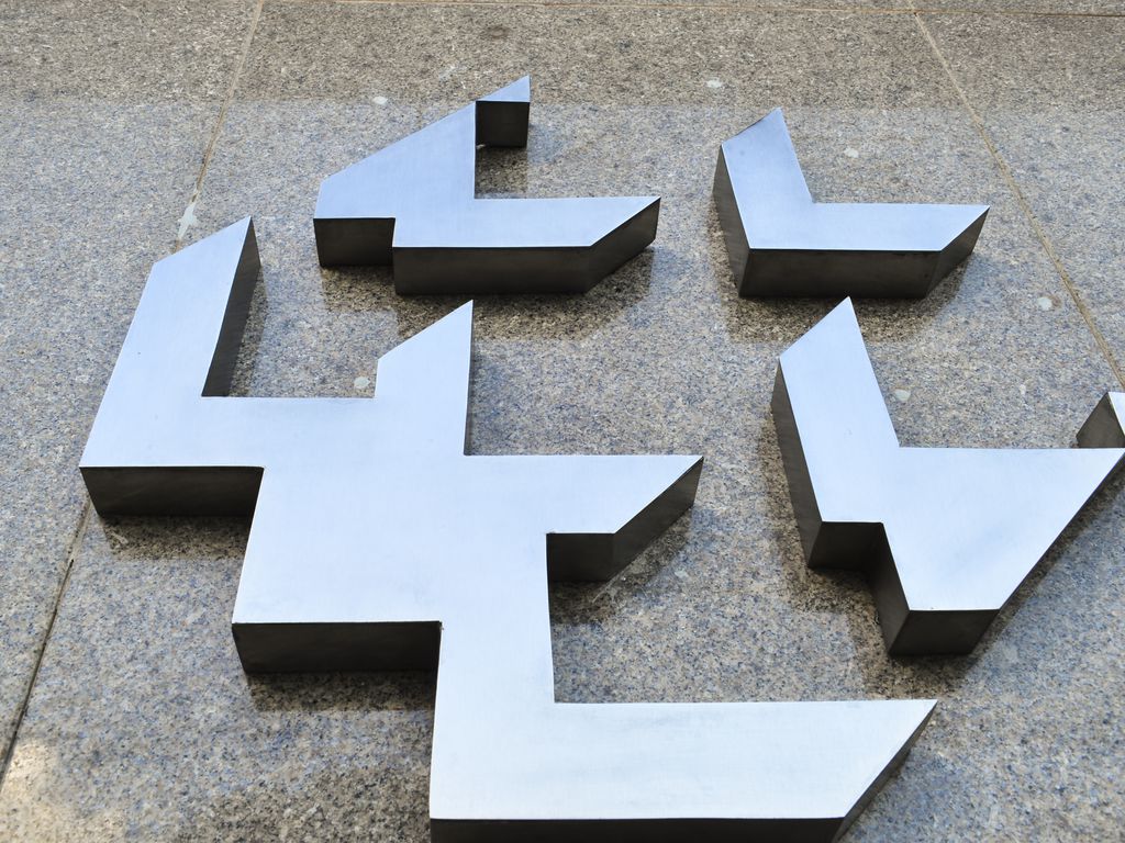 Logo do Banco Central na fachada da sede (Marcello Casal Jr/Agência Brasil)