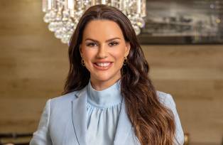 Carol Dias - Educadora Financeira