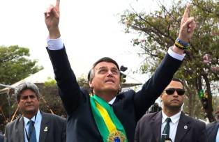 Desfile cívico-militar do 7 de Setembro, que este ano comemora o Bicentenário (200 anos) da Independência do Brasil (Foto: Antonio Cruz/Agência Brasil)