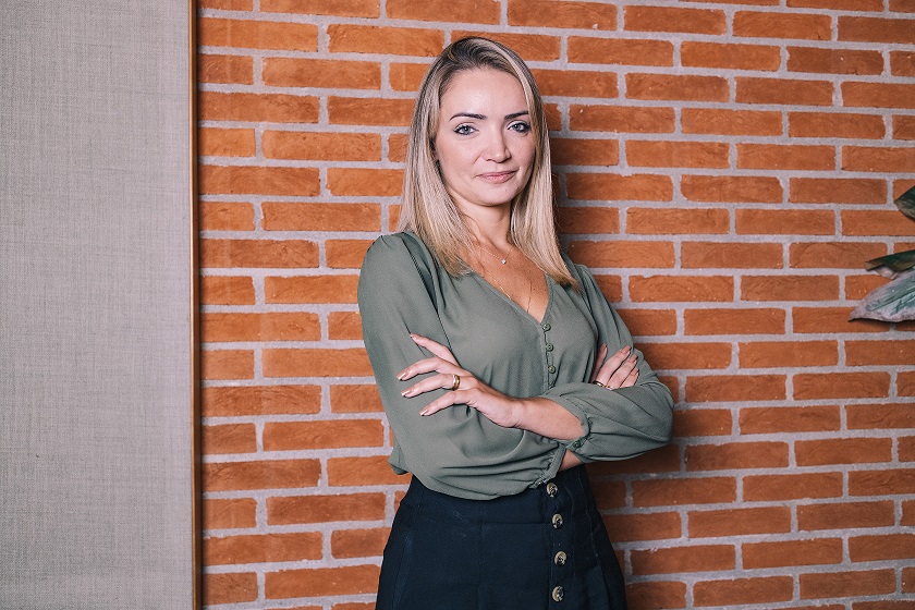 Vivian Sesto, coordenadora comercial da XP Empresas