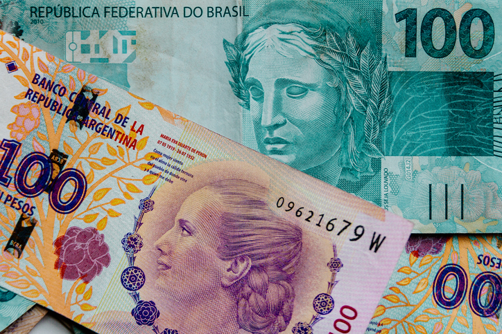 Peso argentino e real brasileiro (Foto: Getty Images)