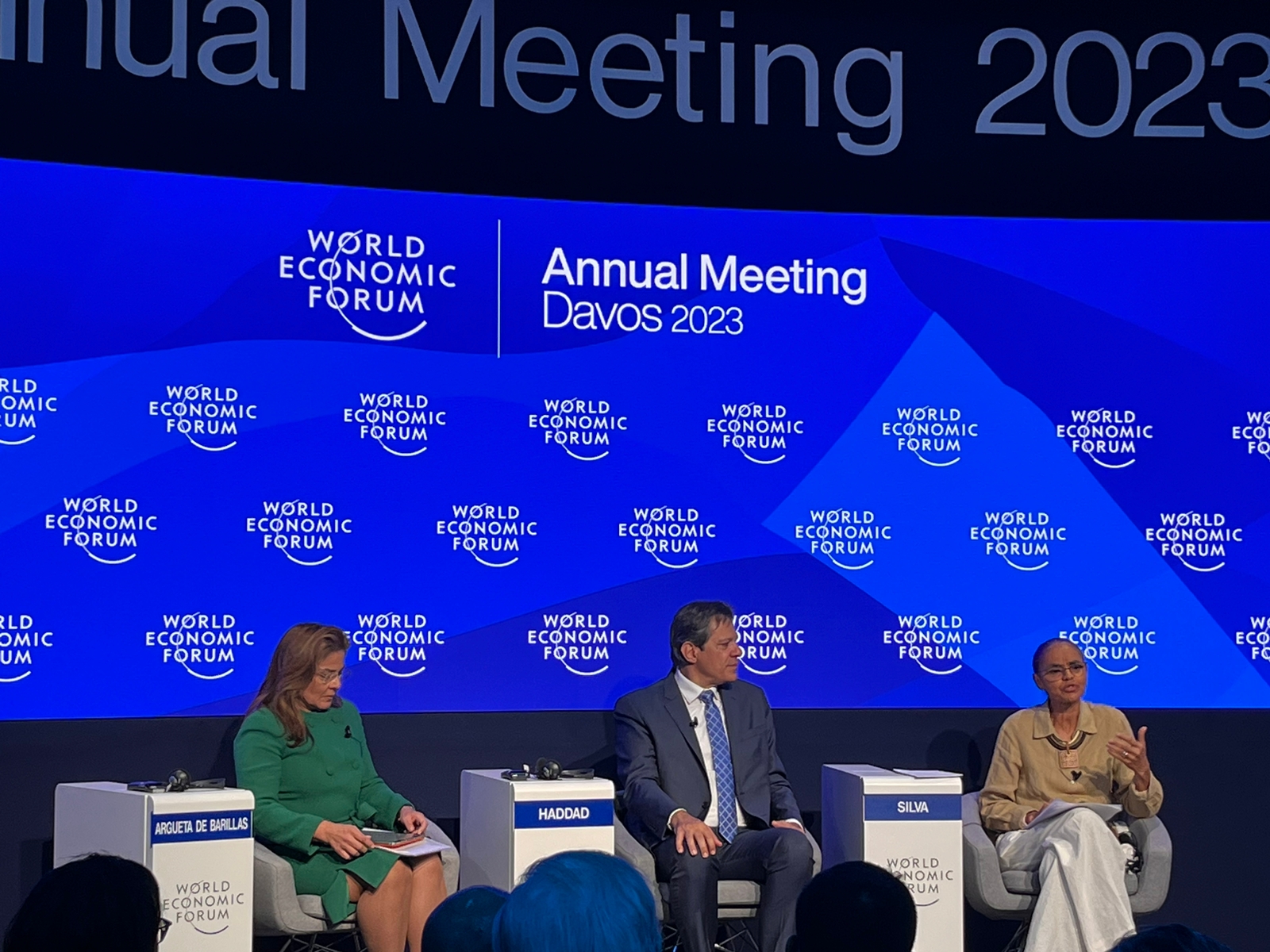 Os ministros Fernando Haddad (Fazenda) e Marina Silva (Meio Ambiente e Mudança Climática) participam do Fórum Econômico Mundial, em Davos (Foto: Secom PR)