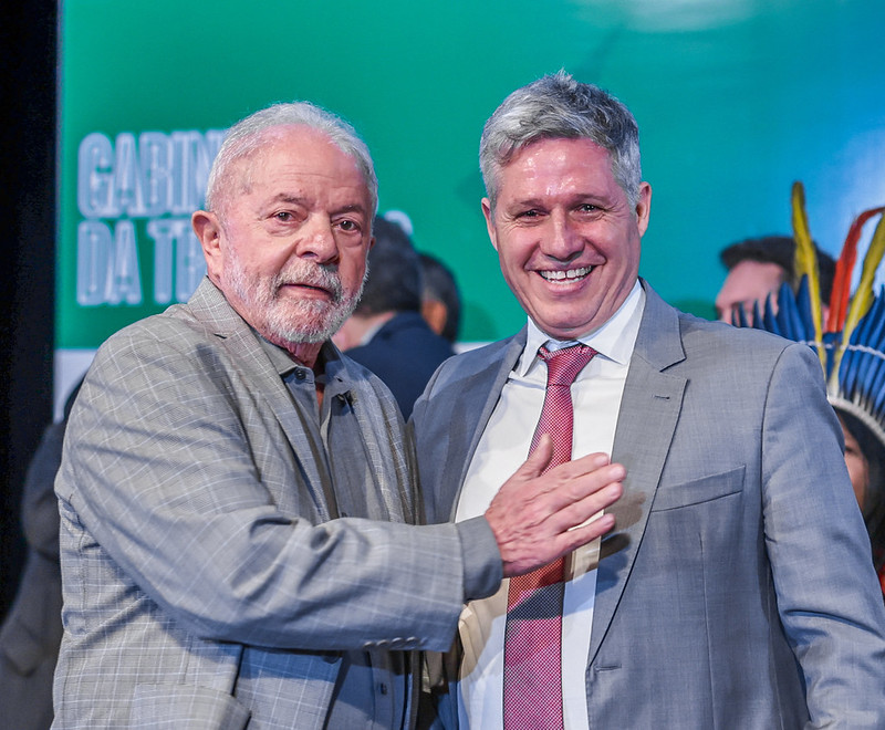 O Presidente eleito Luiz Inácio Lula da Silva (PT) anuncia Paulo Teixeira (PT-SP) como futuro ministro do Desenvolvimento Agrário (Foto: Ricardo Stuckert)