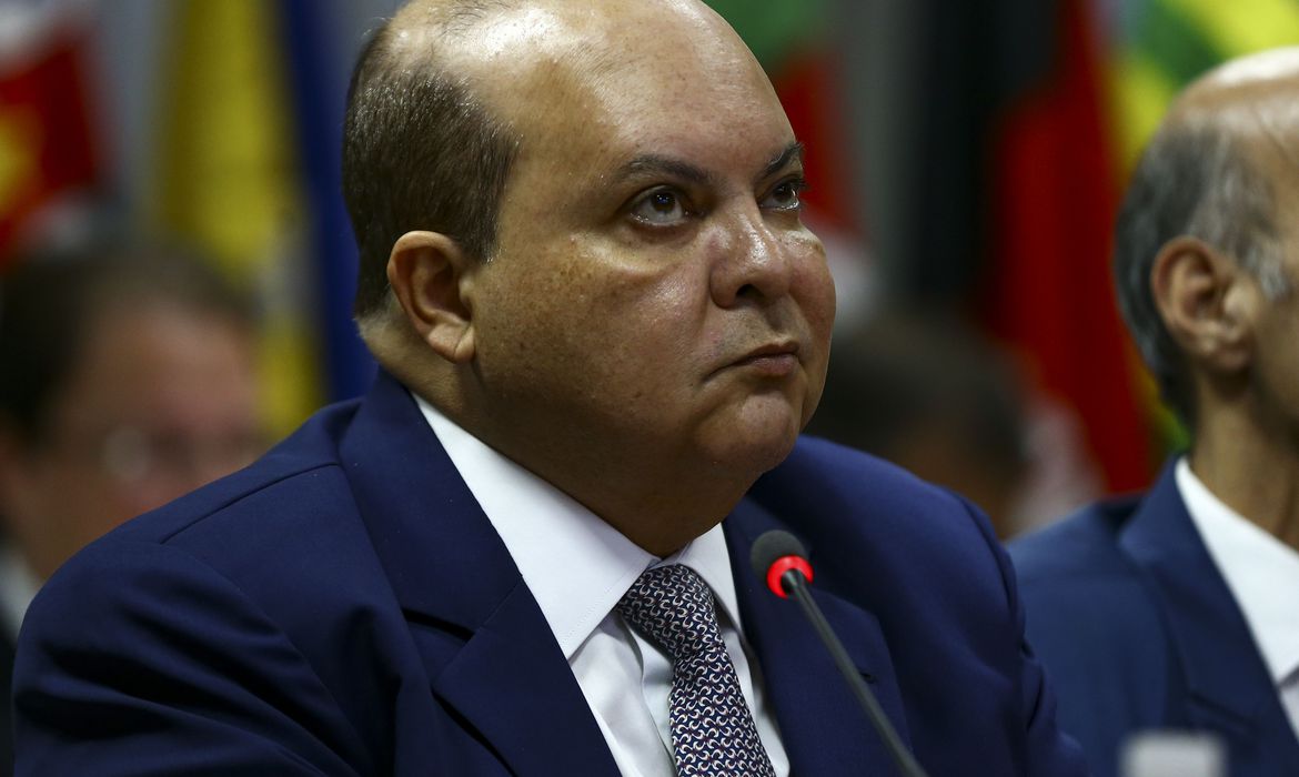 O governador do Distrito Federal, Ibaneis Rocha, durante reunião do Fórum de Governadores para tratar da incidência do ICMS sobre combustíveis e teses da cobrança do Diferencial de Alíquota do ICMS (Difal).