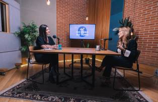 Entrevista de Ana Cabral para Mariana Amaro, apresentadora do podcast de empreendedorismo e negócios Do Zero ao Topo
