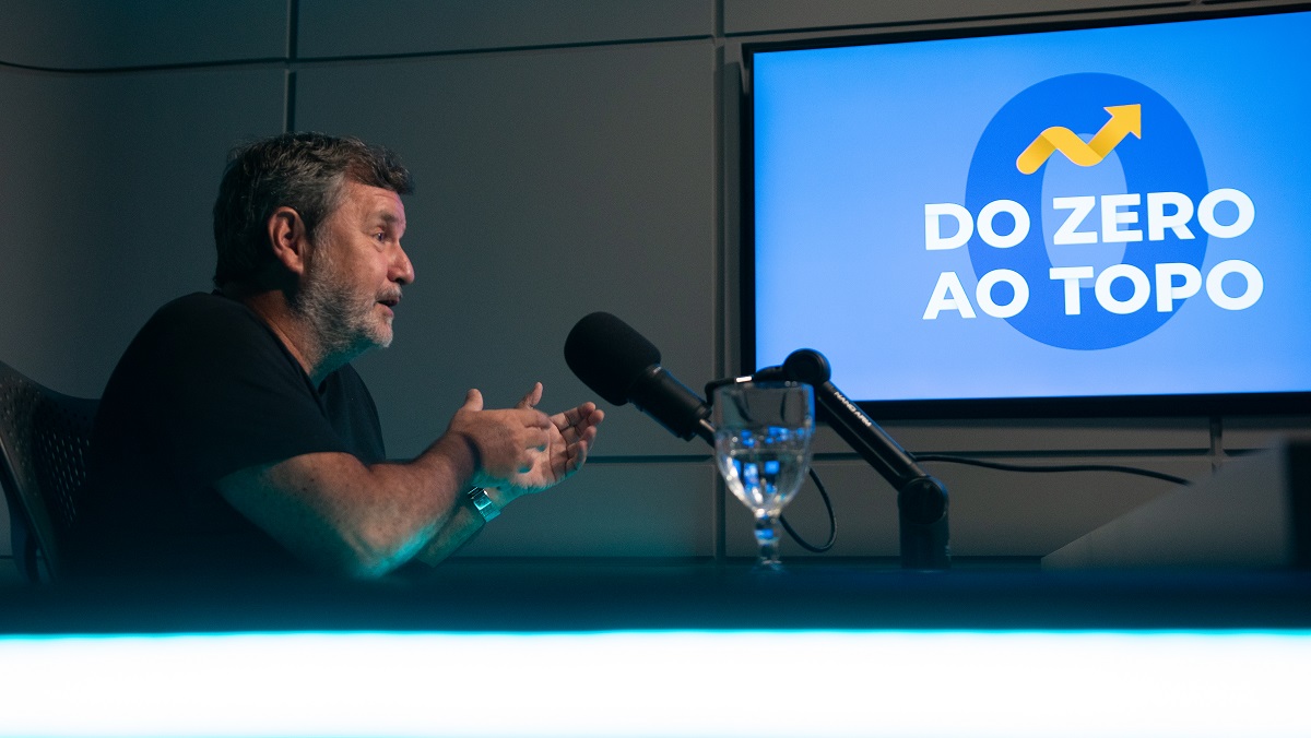 Vittorio Danesi, fundador e CEO da Simpress, em entrevista ao podcast Do Zero ao Topo com apresentação de Mariana Amaro