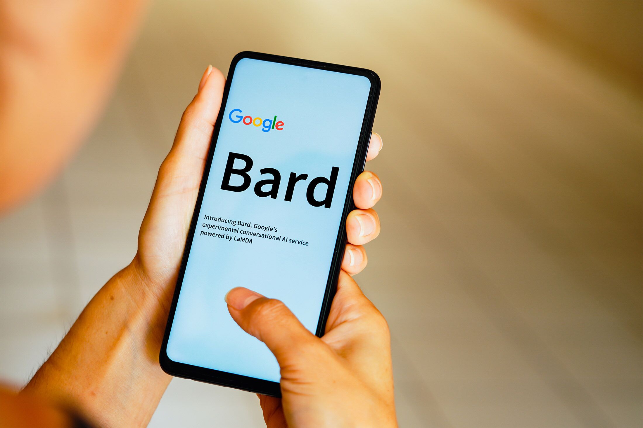 O logo do Google Bard na tela de um smartphone.  (Foto:  Rafael Henrique/SOPA Images/LightRocket /Getty Images)