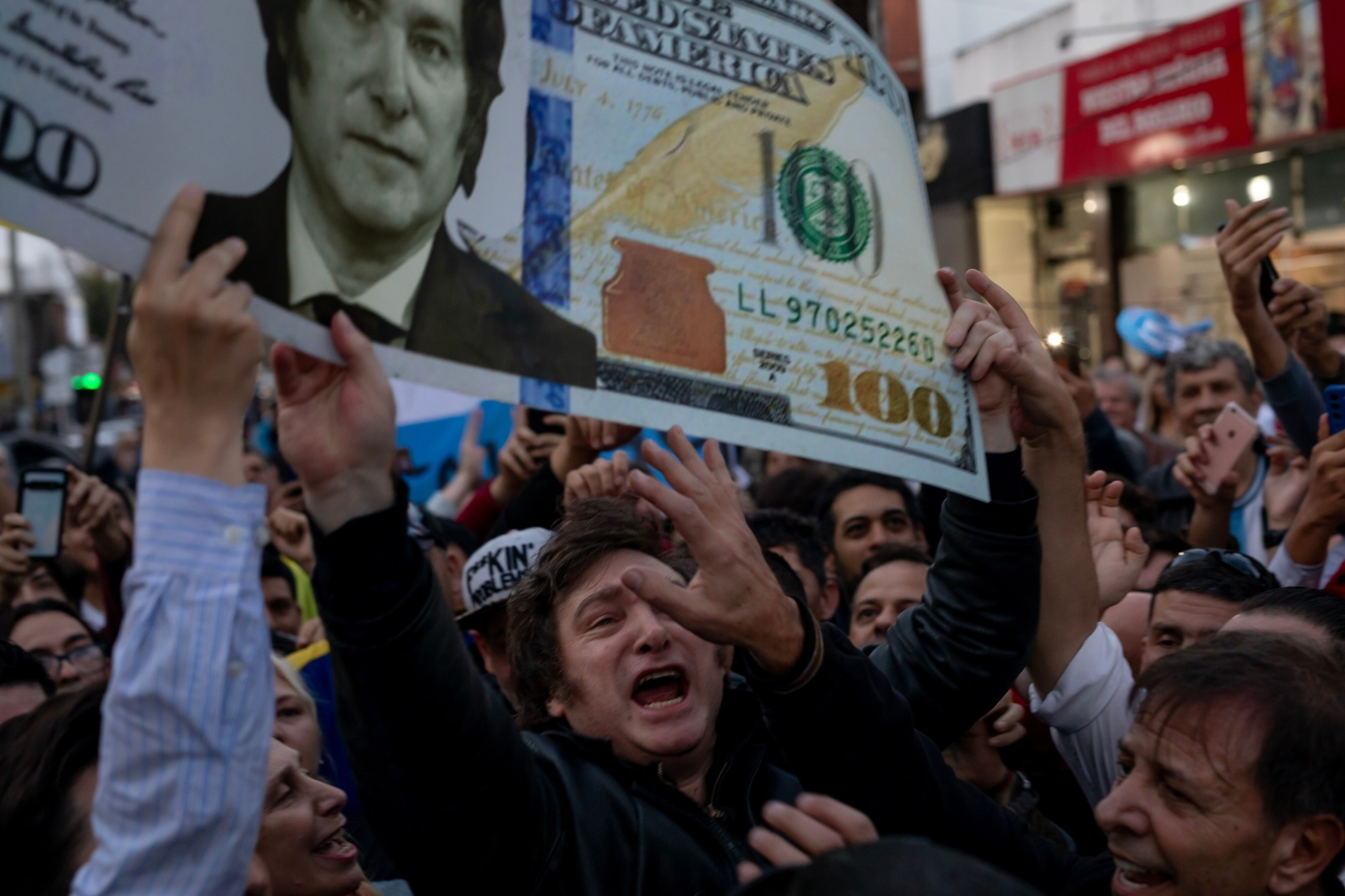 Javier Milei, candidato presidencial da Argentina, durante campanha (Photo: Bloomberg)