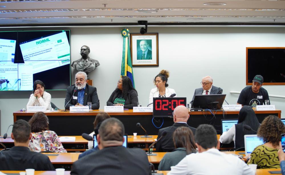 Audiência Pública - Regulamentação da produção e aplicação para fins medicinais e terapêuticos da cannabis medicinal. Foto: Will Shutter/Câmara dos Deputados
