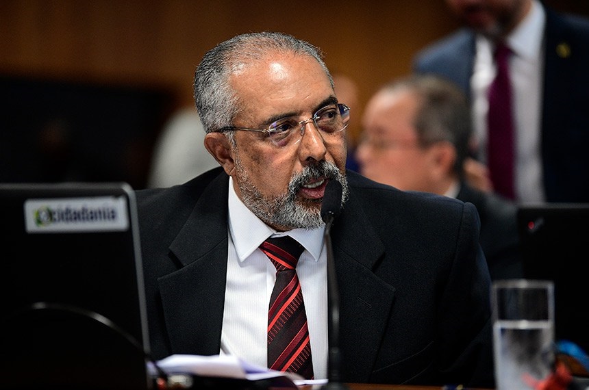 enador Paulo Paim (PT-RS) em reunião da Comissão de Constituição e Justiça (CCJ) (Foto: Agência Senado)