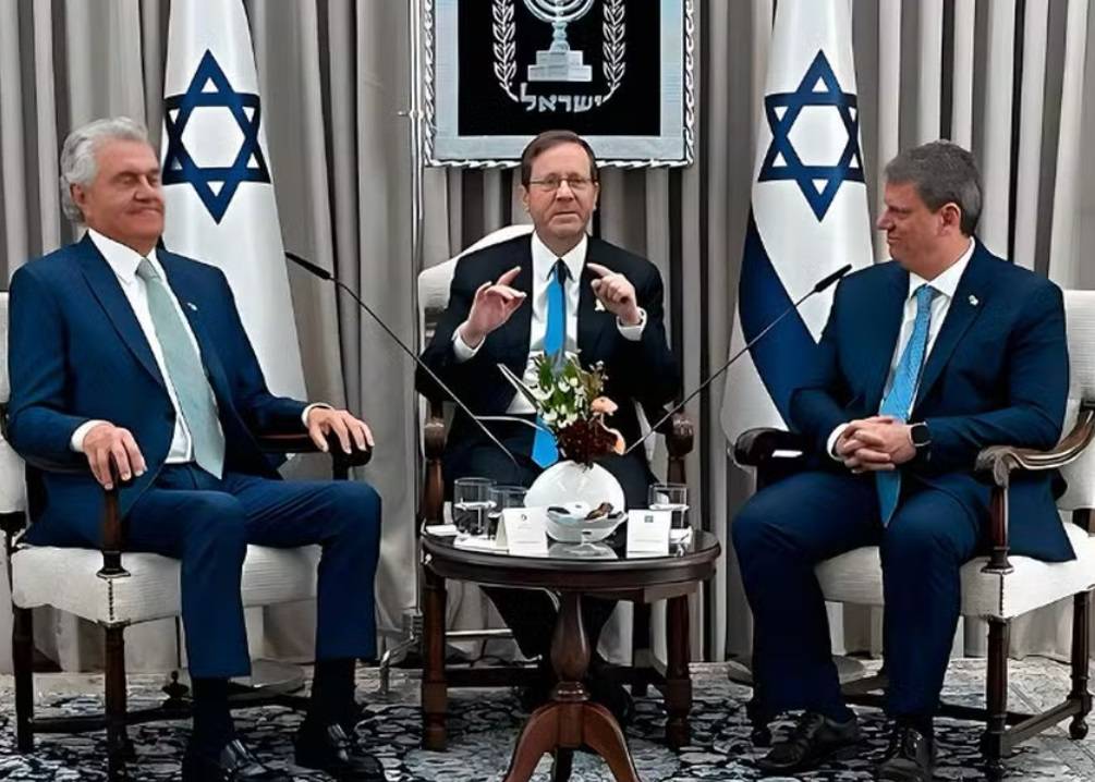 Os governadores Ronaldo Caiado (Goiás) e Tarcísio de Freitas (São Paulo) estiveram com o presidente de Israel, Isaac Herzog (Foto: Instagram/Reprodução)