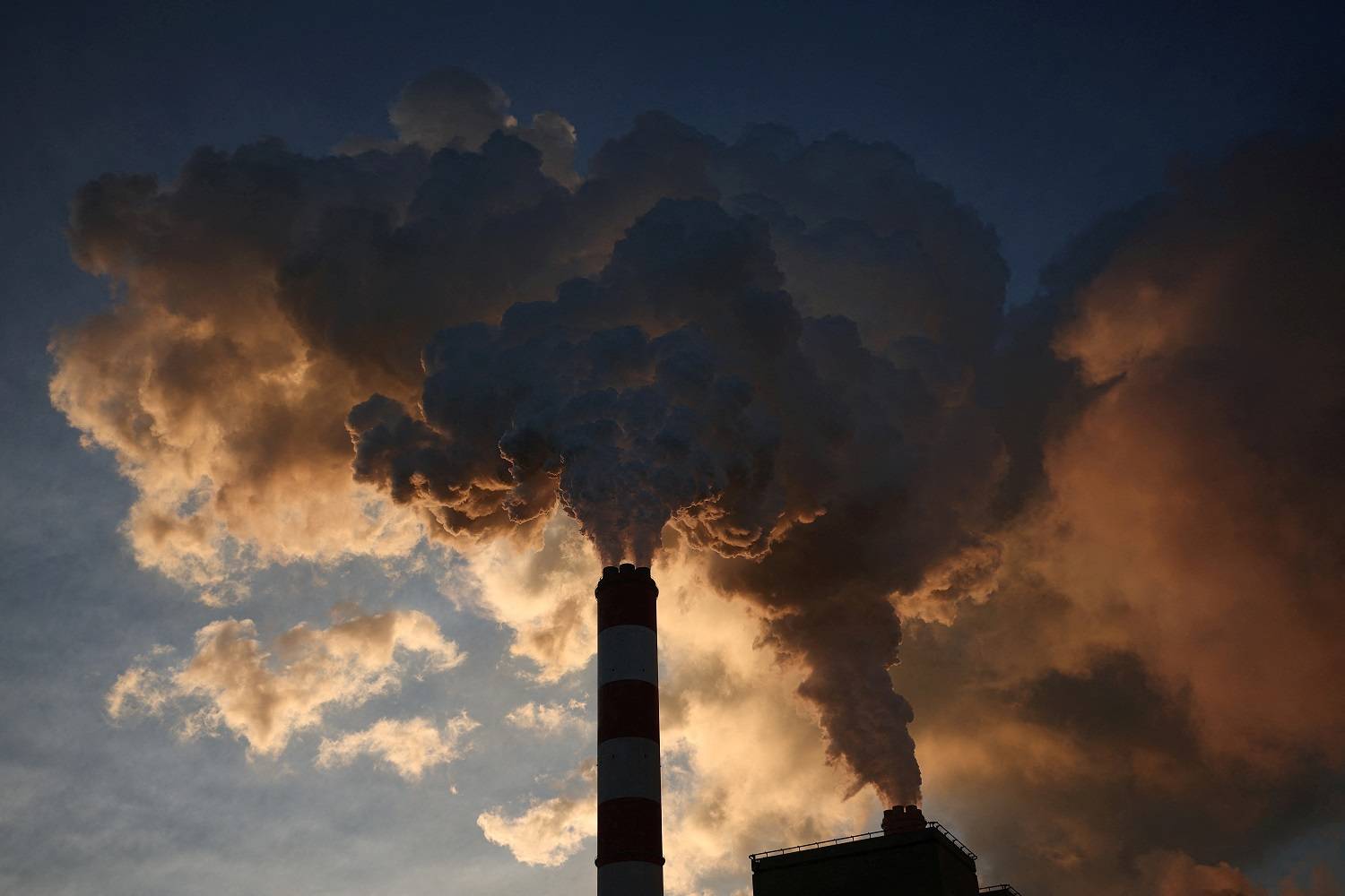 Maior usina elétrica movida a carvão da Europa em Rogowiec, Polônia 22/11/2023 REUTERS/Kacper Pempel