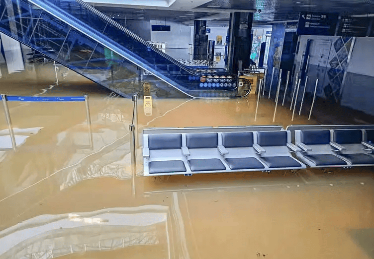 Aeroporto de Porto Alegre suspende voos por tempo indeterminado. Foto: Fraport/Agência Brasil