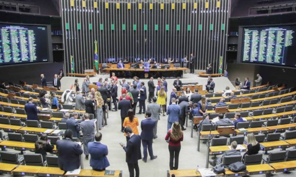 Sessão deliberativa do plenário da Câmara dos Deputados (Foto: Zeca Ribeiro/Câmara dos Deputados)