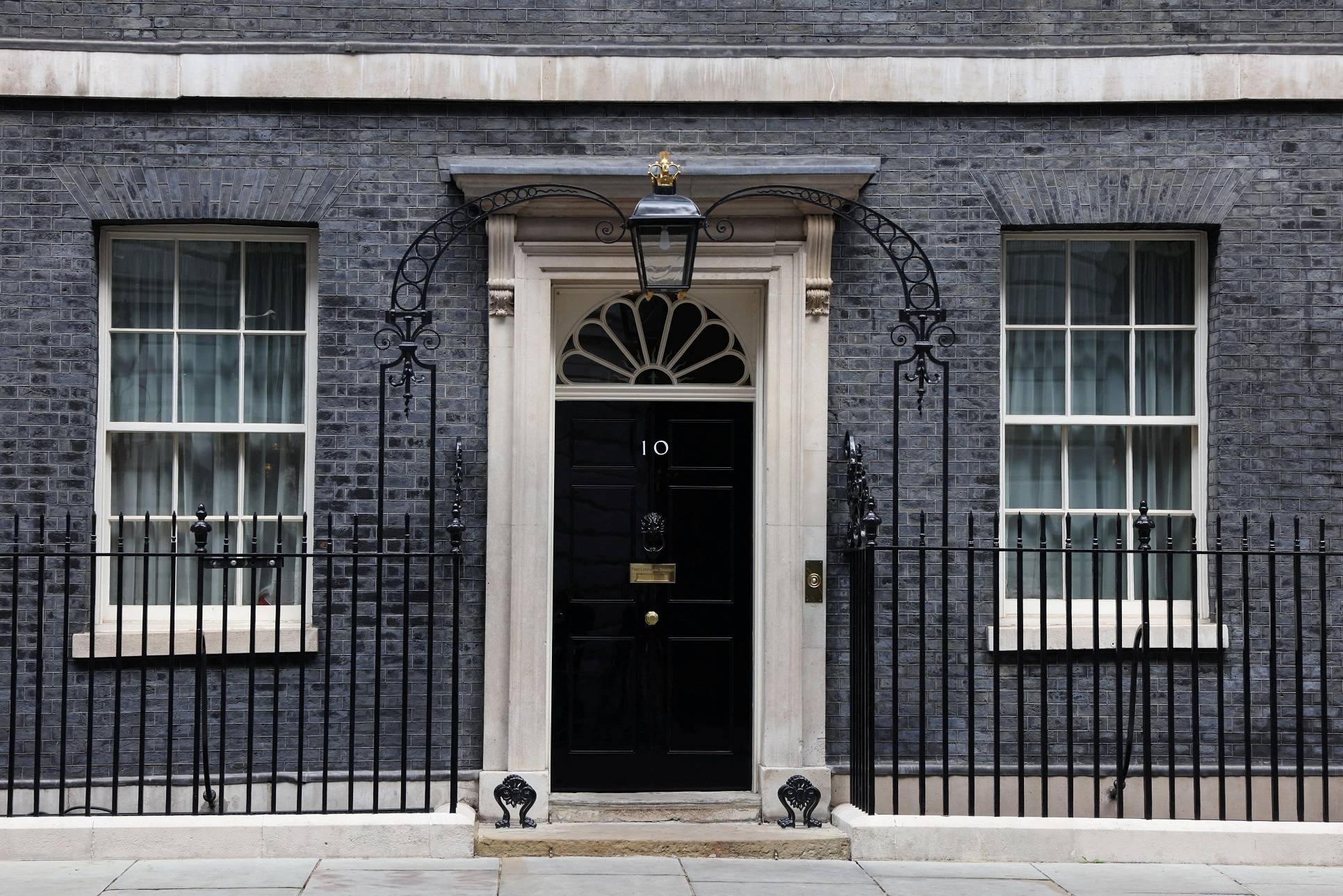 Residência oficial do primeiro-ministro do Reino Unido, em 10 Downing Street, Londres 26/04/2024 REUTERS/Hollie Adams