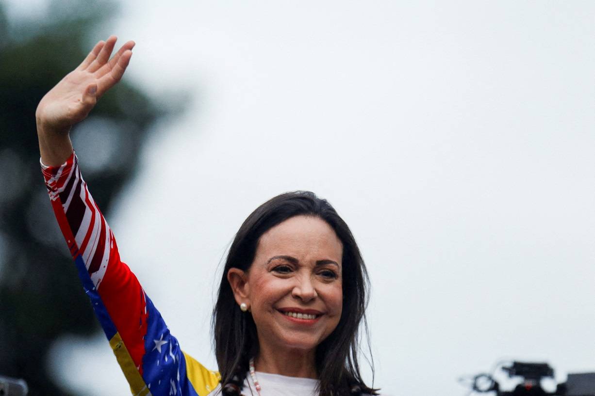 Lider da oposição venezuelana Maria Corina Machado durante comício eleitoral em Caracas
25/07/2024 REUTERS/Leonardo Fernandez Viloria