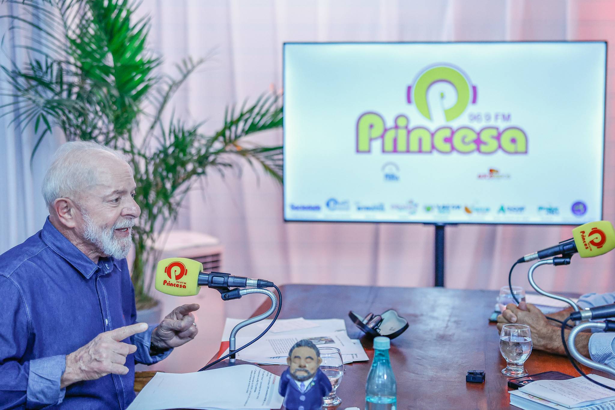 Luiz Inácio Lula da Silva (PT), presidente da República, em entrevista a emissora de rádio (Foto: Ricardo Stuckert/PR)