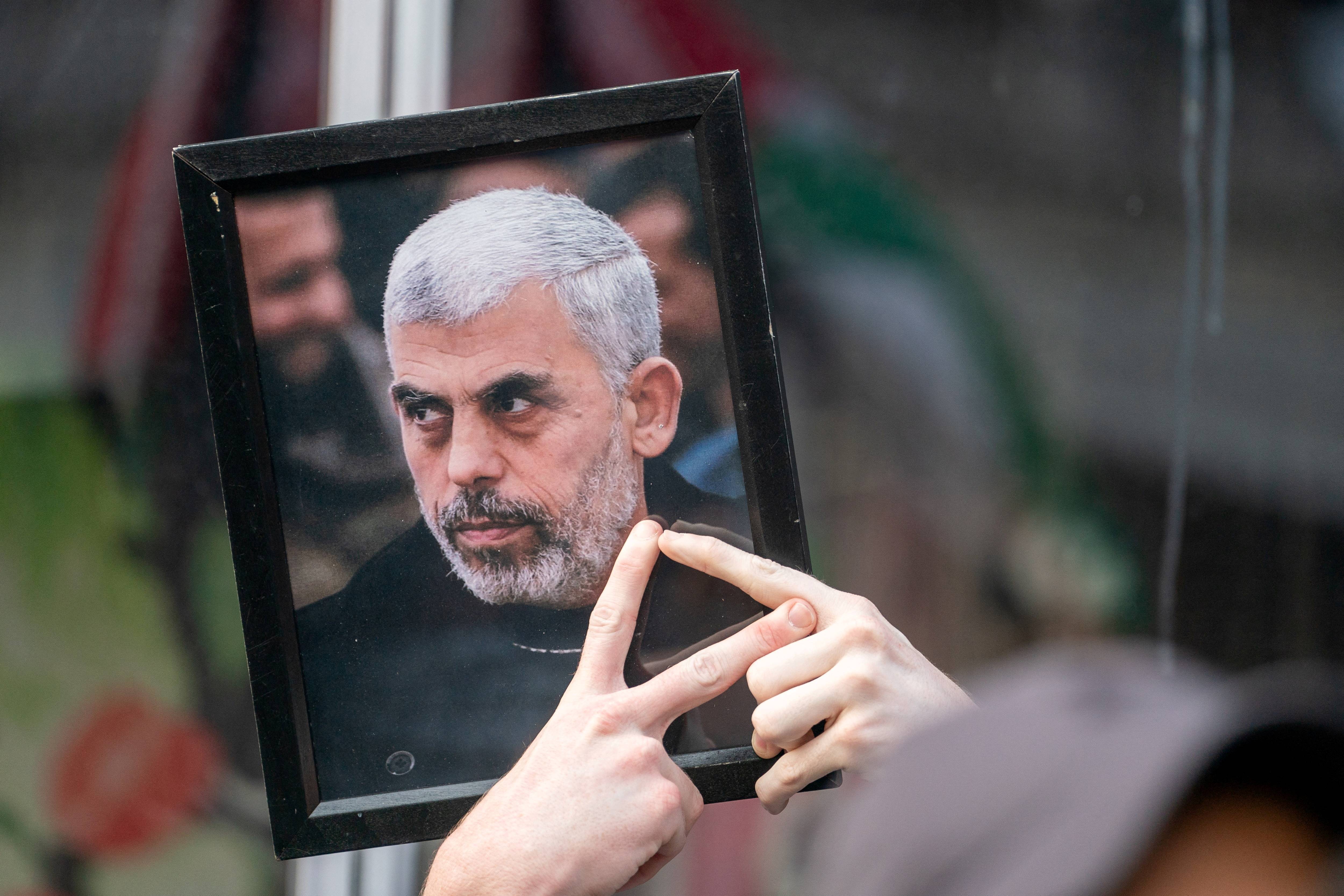 Imagem de Yahya Sinwar, chefe do grupo militante Hamas, em evento nos EUA 14/08/2024 REUTERS/David 'Dee' Delgado

