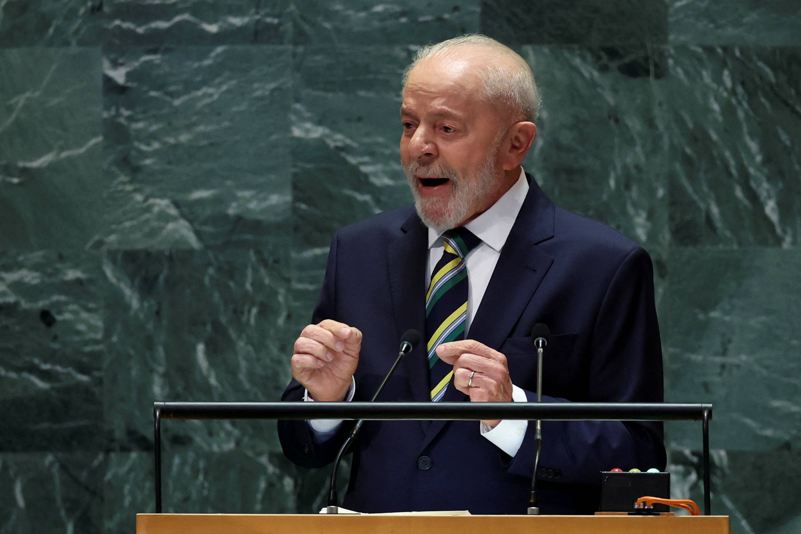 O presidente do Brasil, Luiz Inácio Lula da Silva, discursa na 79ª Assembleia Geral das Nações Unidas na sede da ONU em Nova York, EUA, em 24 de setembro de 2024. REUTERS/Mike Segar

