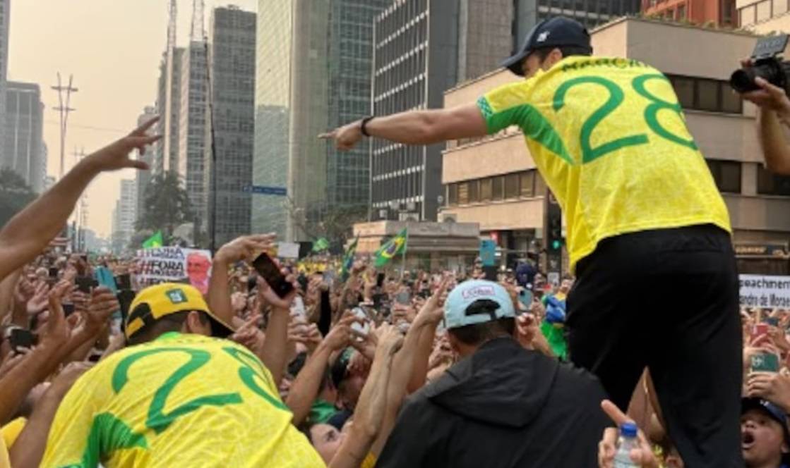 Pablo Marçal, candidato do PRTB à prefeitura de São Paulo (SP), acena a manifestantes de ato bolsonarista no 7 de setembro (Foto: Divulgação/Pablo Marçal)