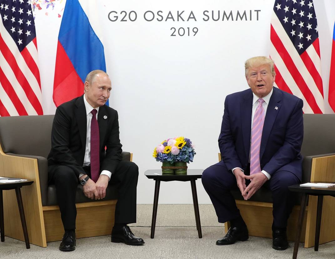 Putin e Trump se reúnem no Japão em 2019
28/06/2019
Sputnik/Mikhail Klimentyev/Kremlin via REUTERS