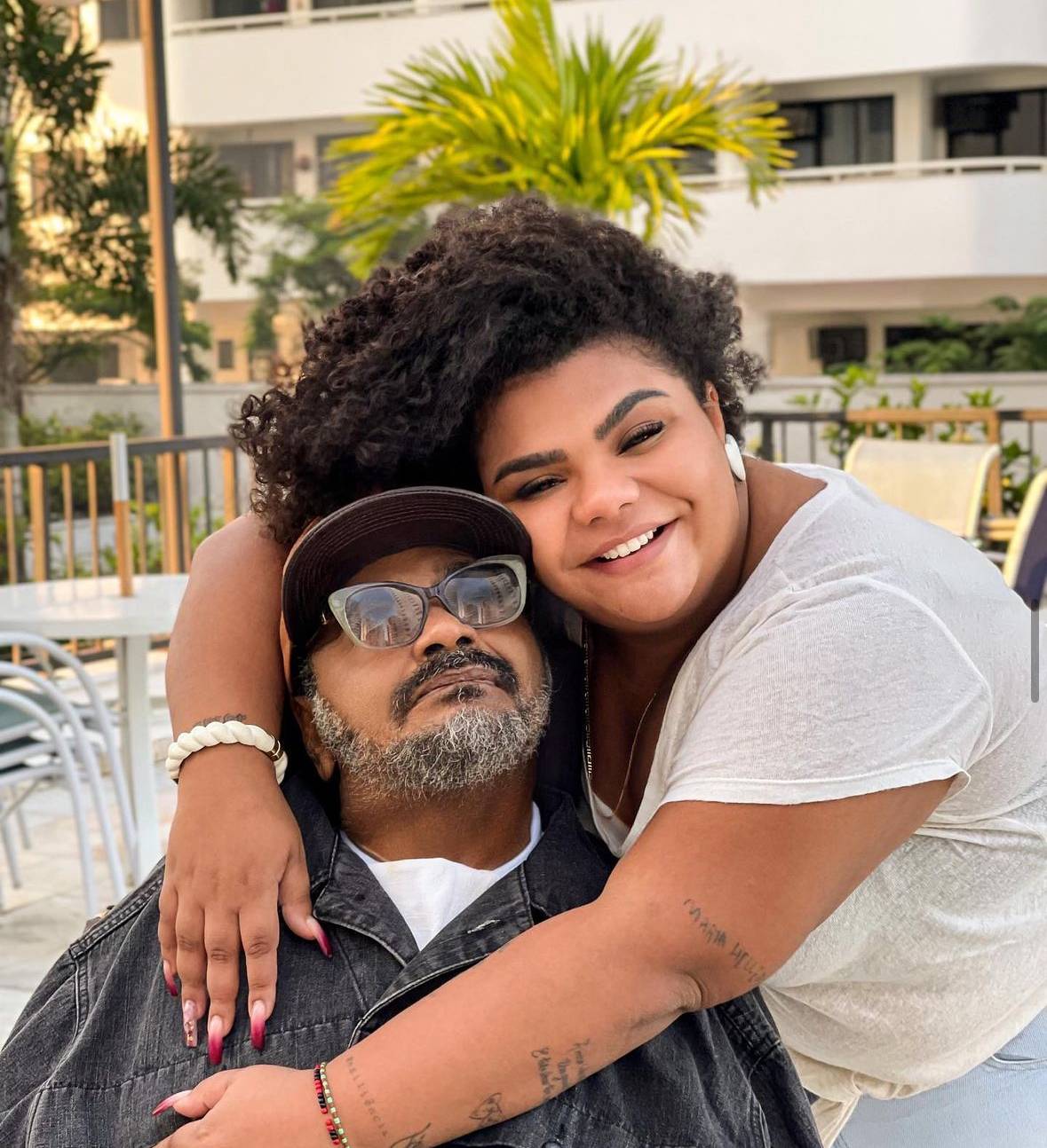 (Reprodução/Instagram Flora Cruz)