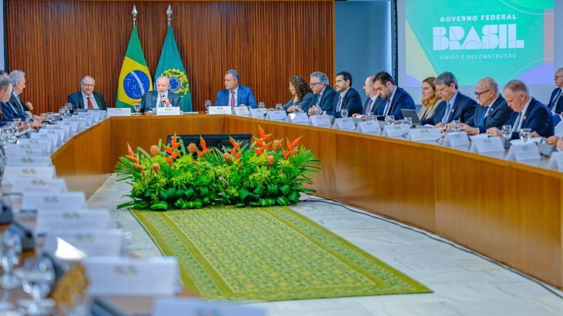 O presidente Luiz Inácio Lula da Silva (PT) em reunião com governadores no Palácio do Planalto (Foto: Ricardo Stuckert/PR)