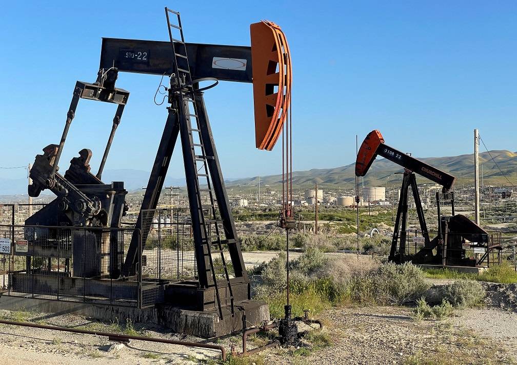Equipamento de bombeamento de petróleo na Califórnia (REUTERS/Nichola Groom)