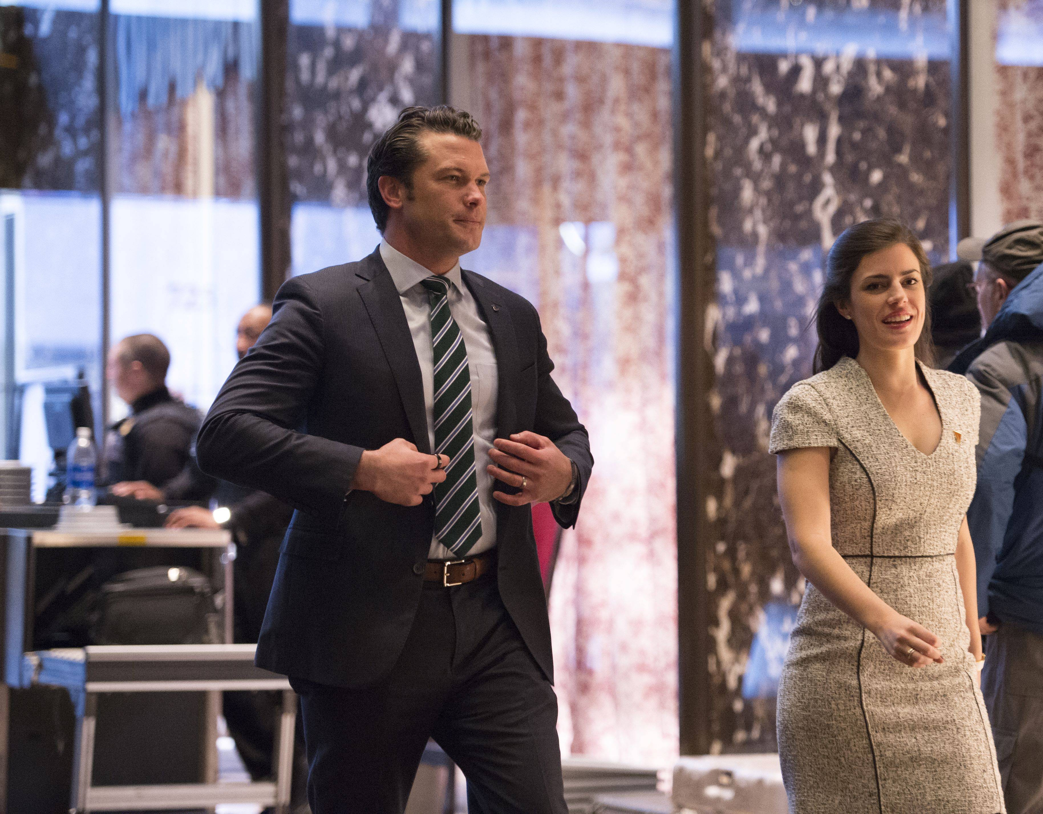 Pete Hegseth (Bloomberg)