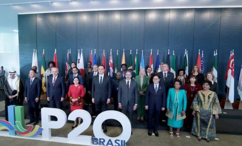 Presidentes dos parlamentos do G20, reunidos em Brasília (Foto: Bruno Spada/Câmara dos Deputados)