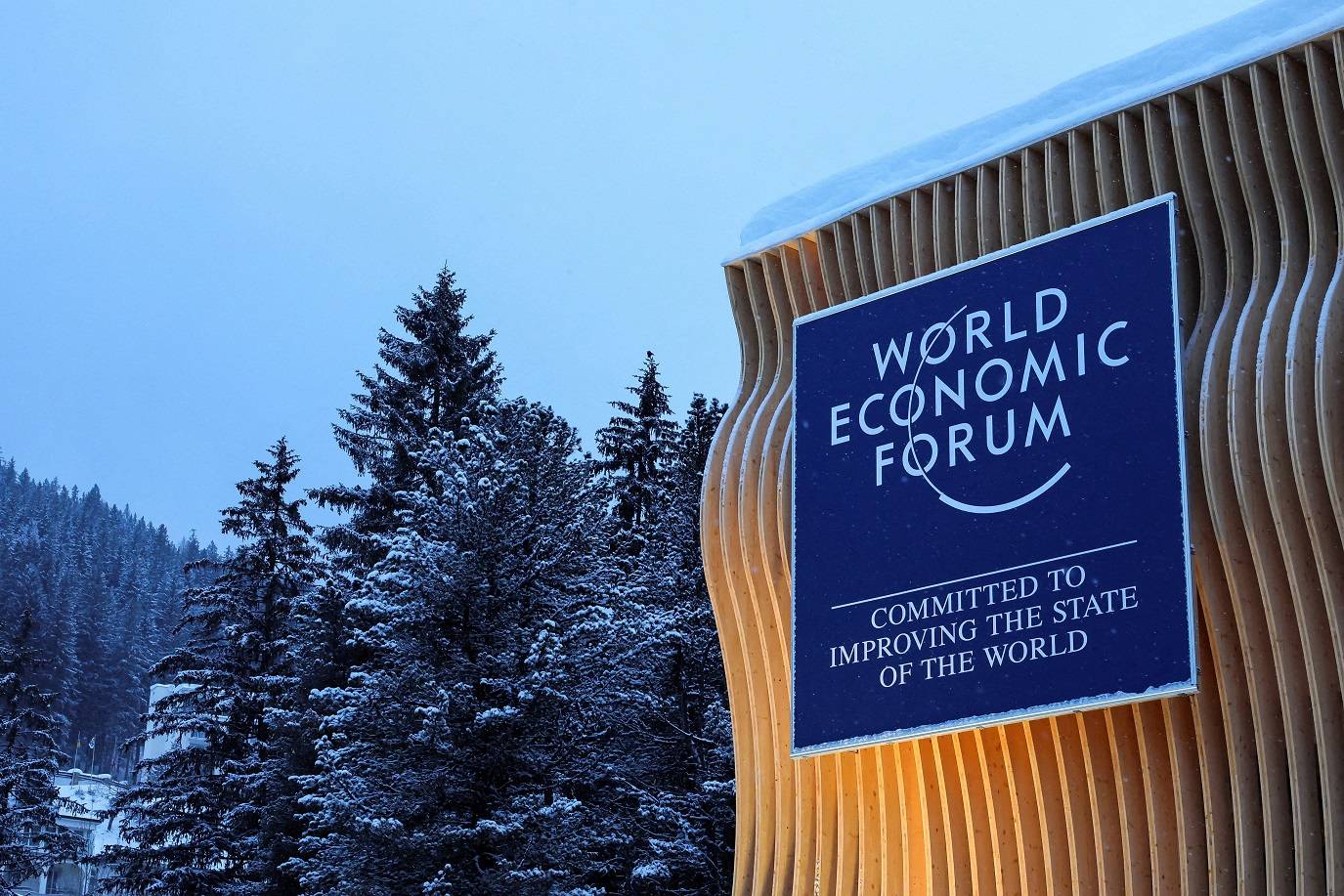 Logo do 54º Fórum Econômico Mundial em Davos, na Suíça
19/1/2024 REUTERS/Denis Balibouse/Arquivo
