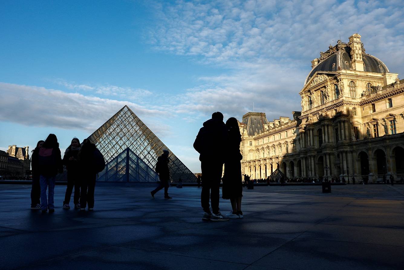 O Museu do Louvre, em Paris
23/01/2025
REUTERS/Gonzalo Fuentes