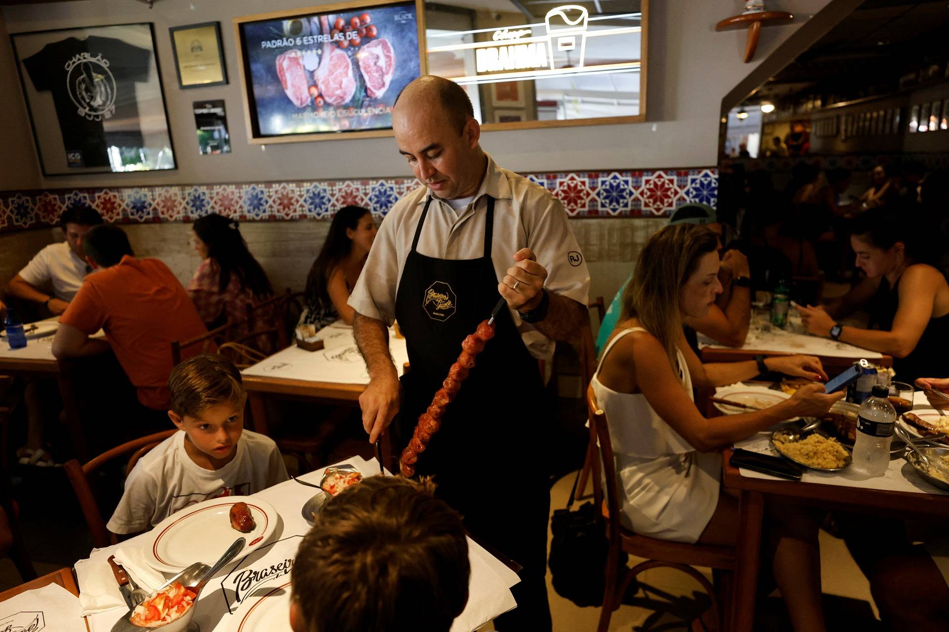 Restaurante no Rio de Janeiro - 
23/02/2025 (Foto: REUTERS/Jorge Silva)