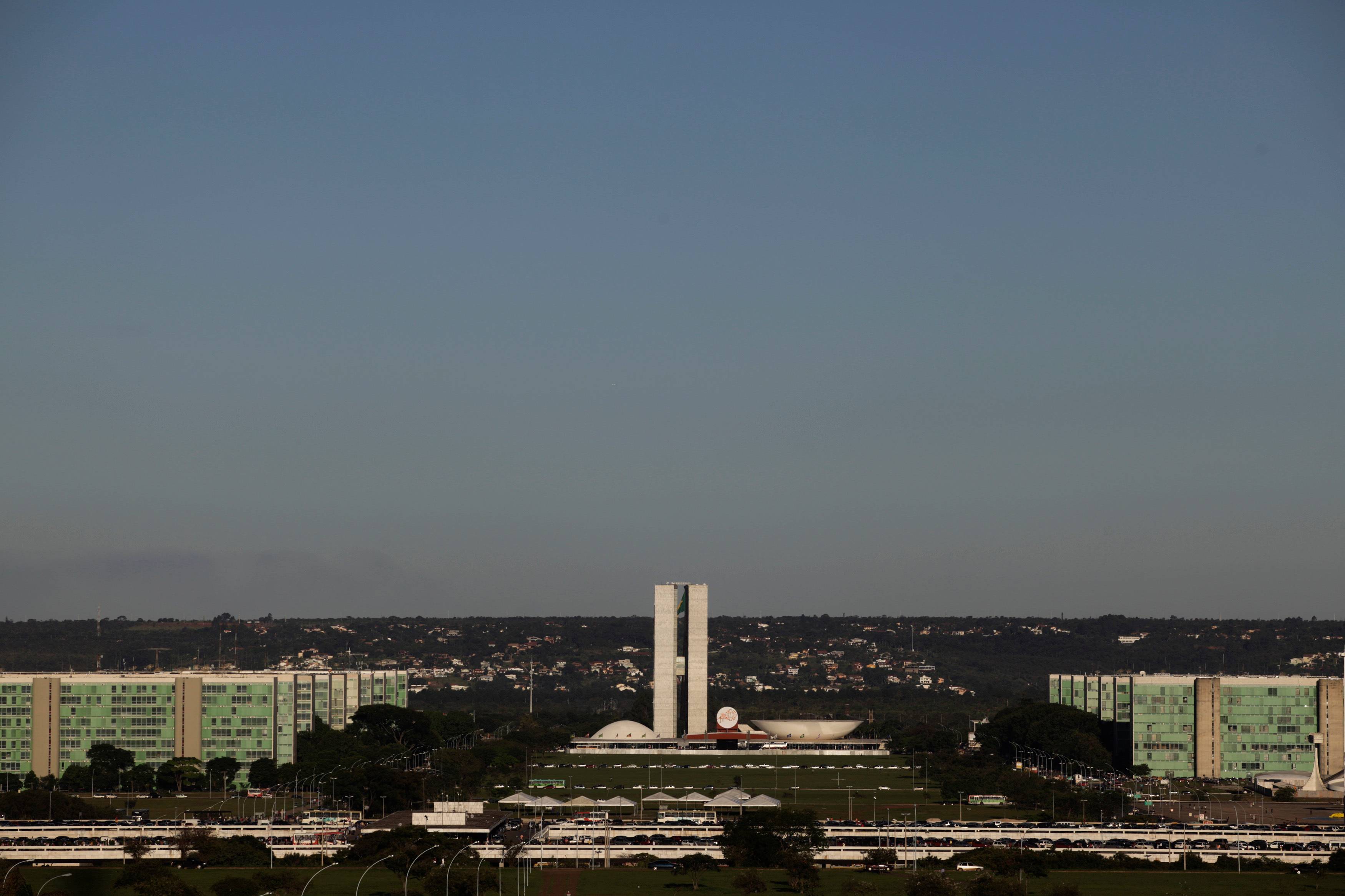 Esplanada dos Ministérios, com o Congresso Nacional ao fundo, em Brasília
07/04/2010
REUTERS/Ricardo Moraes