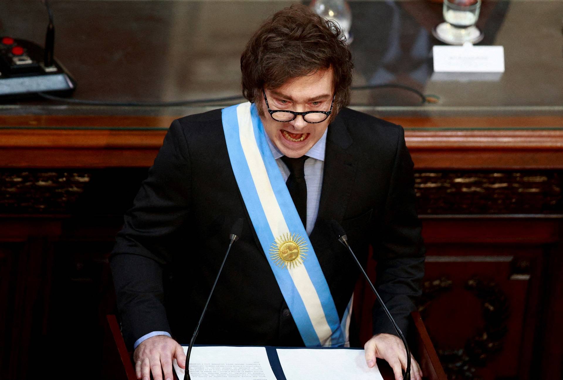 Presidente da Argentina, Javier Milei, discursa para o Parlamento em Buenos Aires
01/03/2025 REUTERS/Matias Baglietto